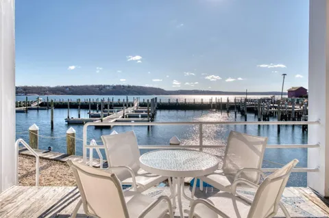 8 Oyster Point