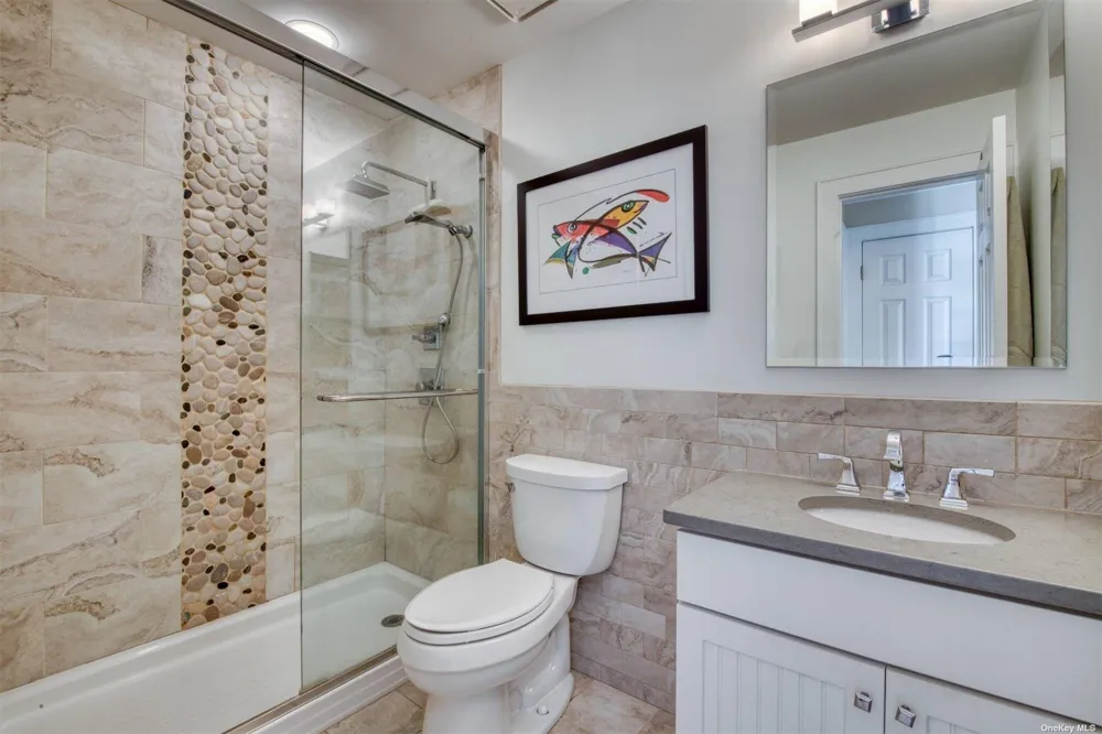 8 Oyster Point Greenport, NY 11944