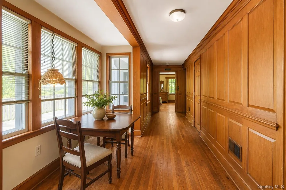 982 Bradley Parkway Blauvelt, NY 10913