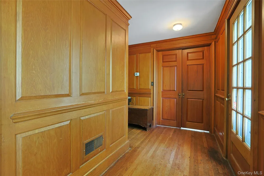 982 Bradley Parkway Blauvelt, NY 10913