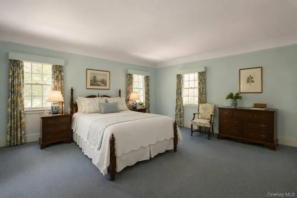 982 Bradley Parkway Blauvelt, NY 10913