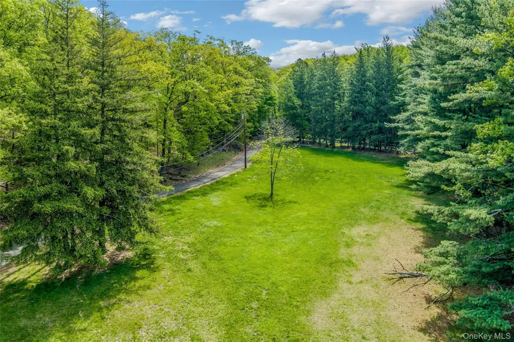 982 Bradley Parkway Blauvelt, NY 10913