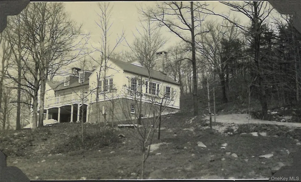 982 Bradley Parkway Blauvelt, NY 10913
