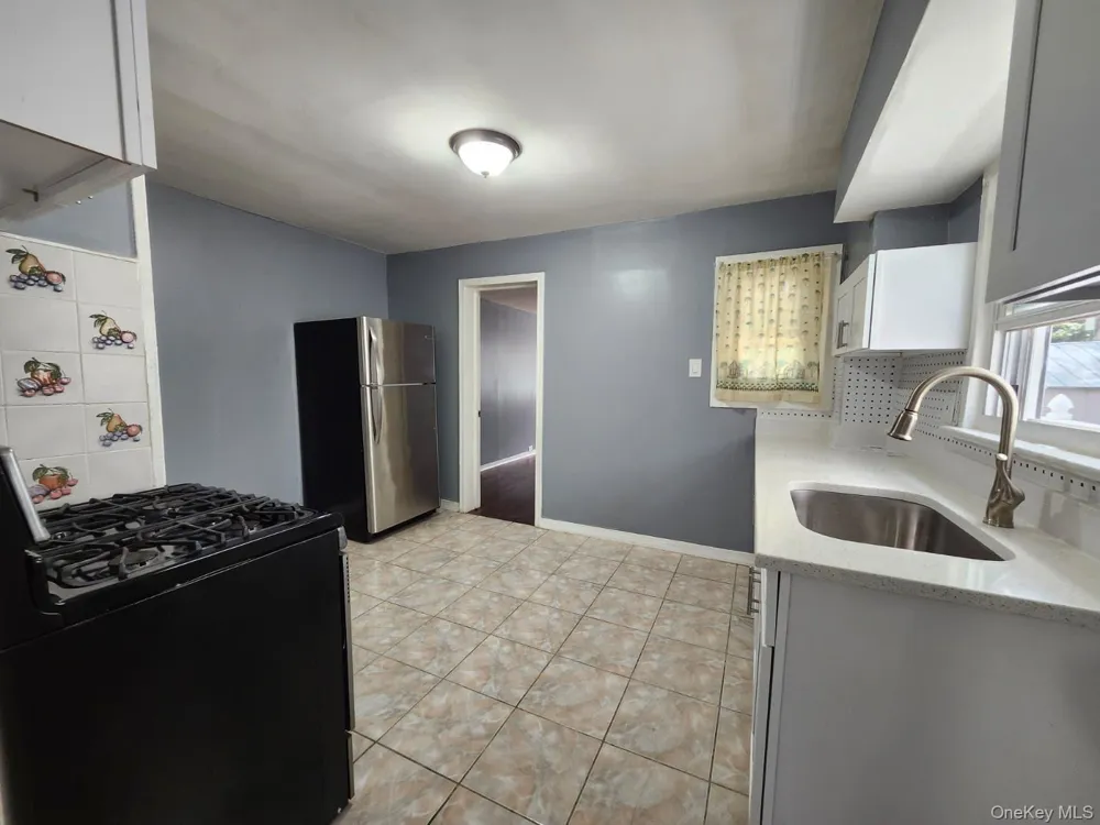 16604 144th Avenue Springfield Gardens, NY 11434