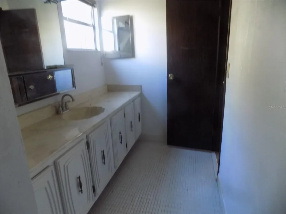 613 SW 75 STREET #101 Gainesville, FL 32607