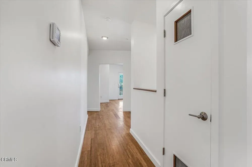 1944 Seminole Drive Agoura Hills, CA 91301