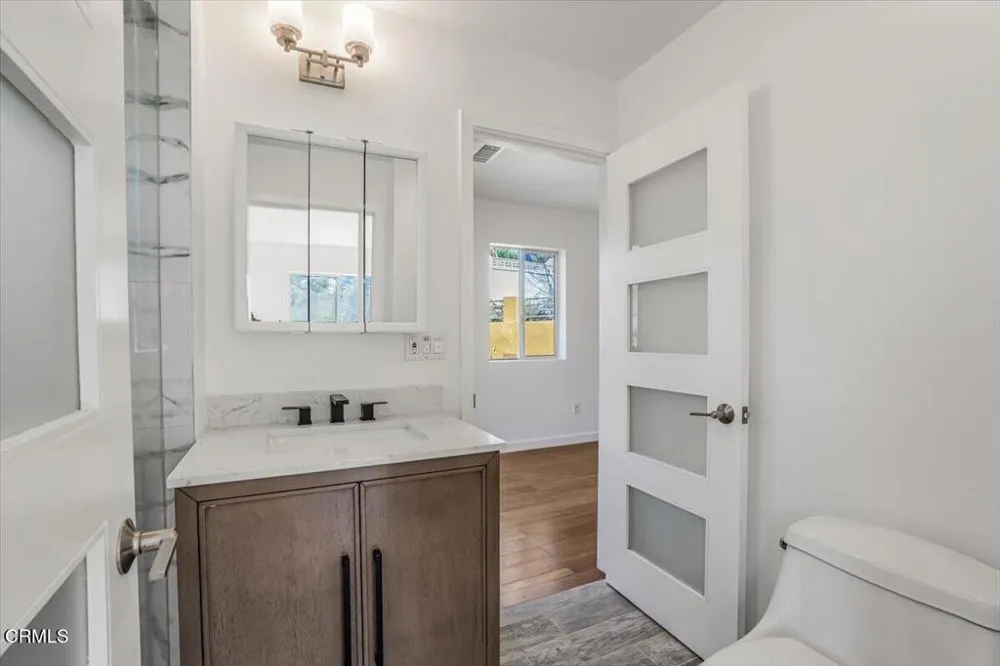 1944 Seminole Drive Agoura Hills, CA 91301
