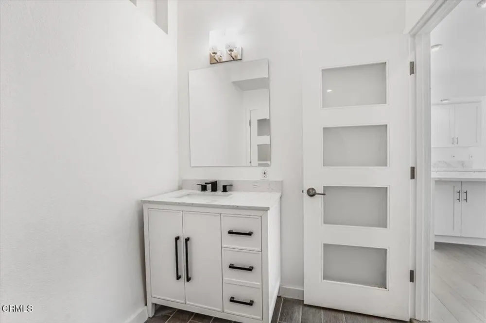 1944 Seminole Drive Agoura Hills, CA 91301