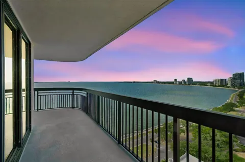 2413 BAYSHORE BOULEVARD #1904