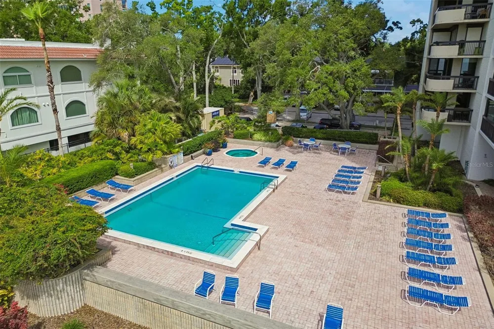 2413 BAYSHORE BOULEVARD #1904 Tampa, FL 33629
