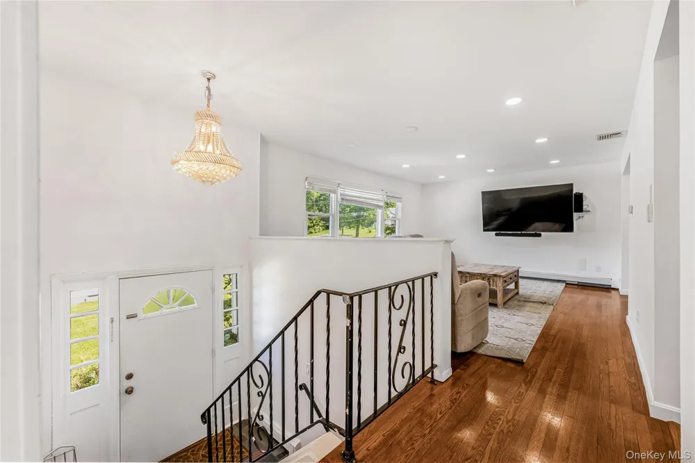 1019 Fox Meadow Road Yorktown Heights, NY 10598