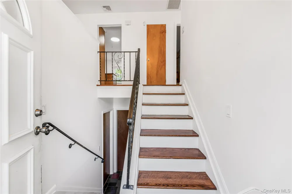 1019 Fox Meadow Road Yorktown Heights, NY 10598