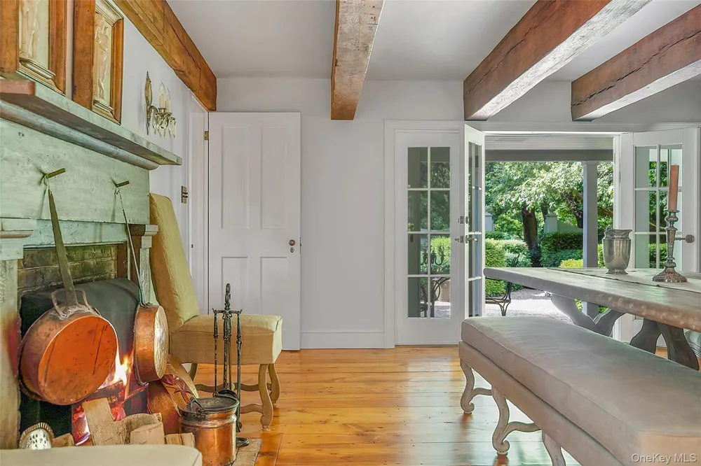 47 White Bridge Rd Chatham, NY 12136
