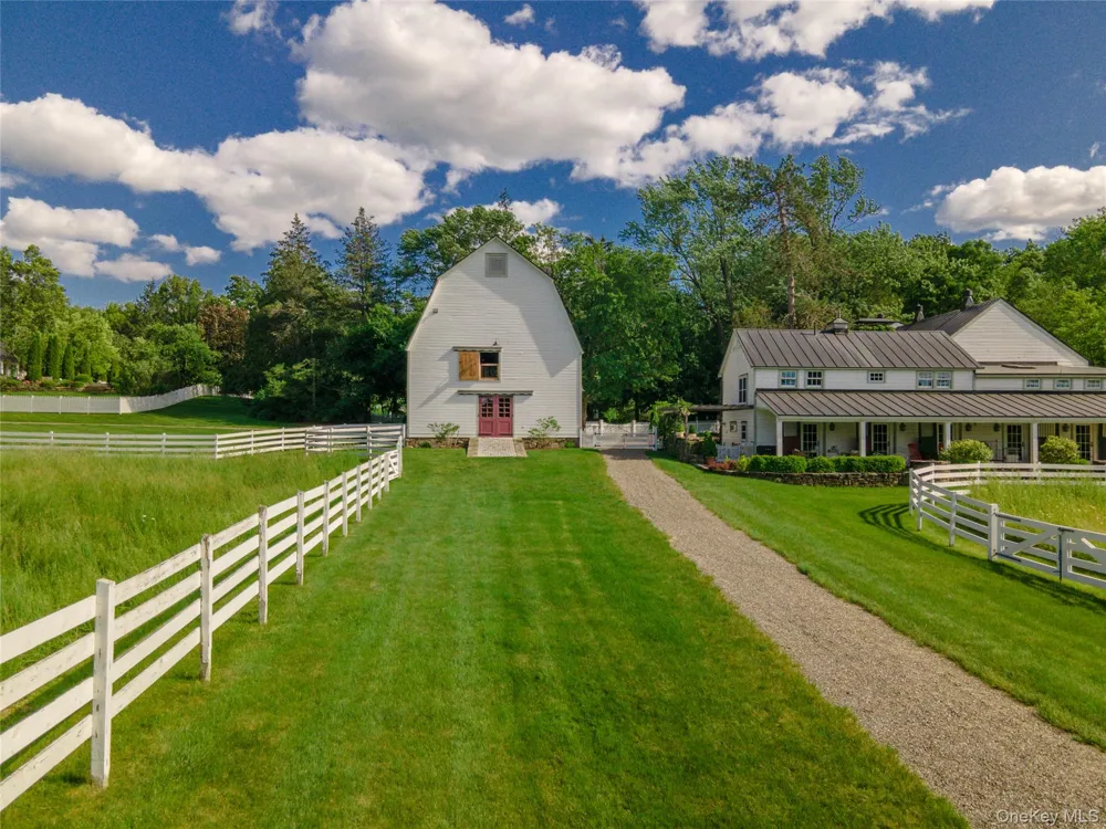 47 White Bridge Rd Chatham, NY 12136