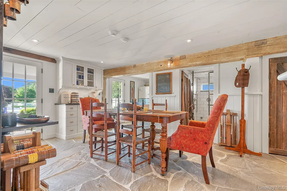 47 White Bridge Rd Chatham, NY 12136