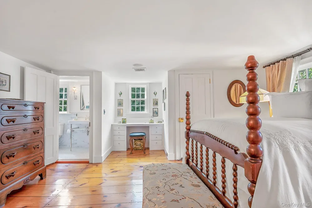47 White Bridge Rd Chatham, NY 12136