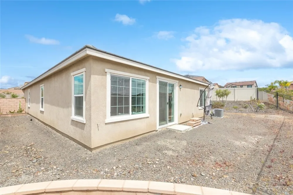 41031 Burnet Street Lake Elsinore, CA 92532
