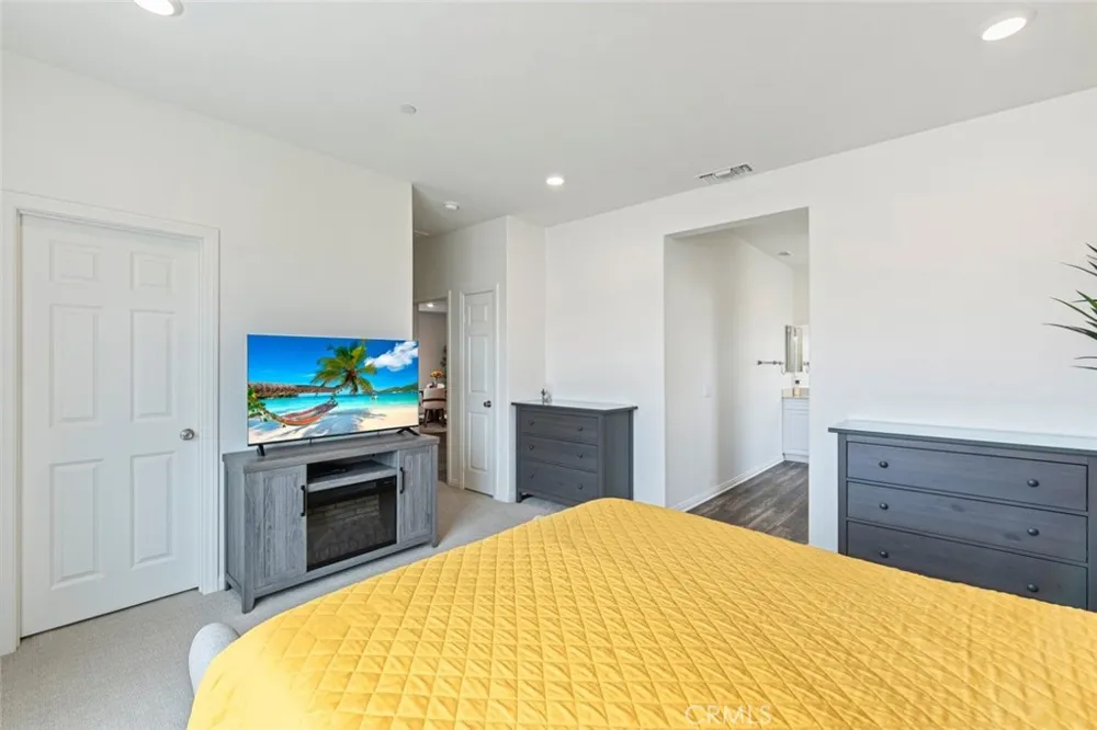 41031 Burnet Street Lake Elsinore, CA 92532