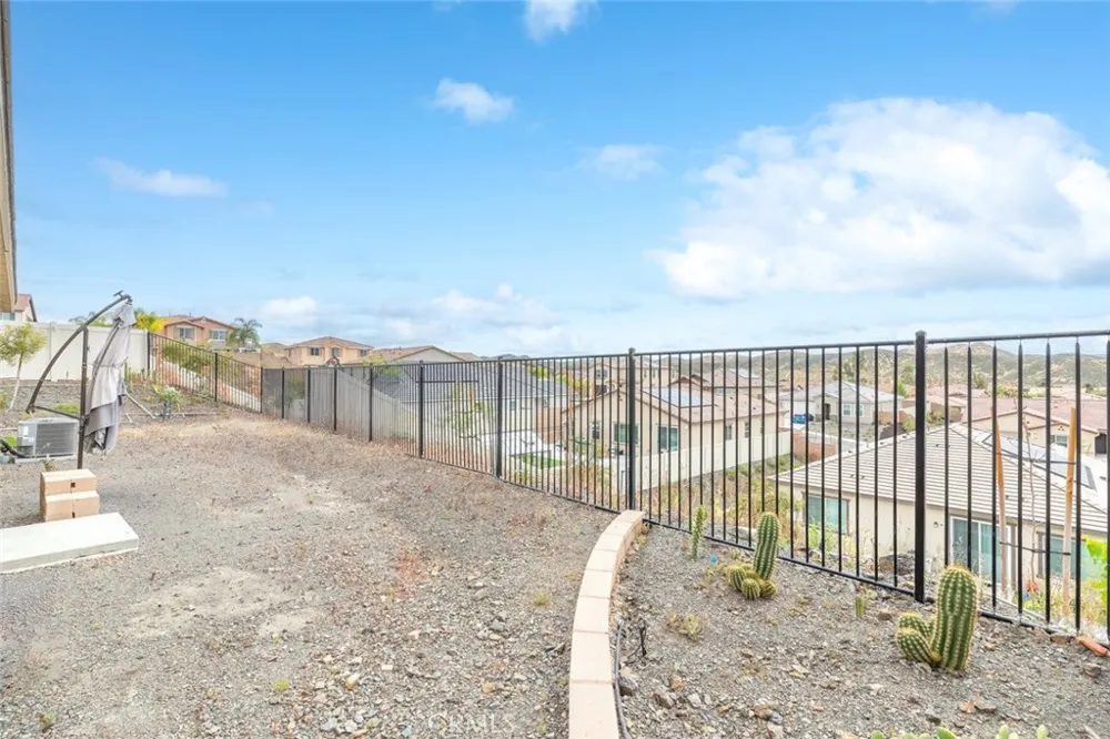 41031 Burnet Street Lake Elsinore, CA 92532