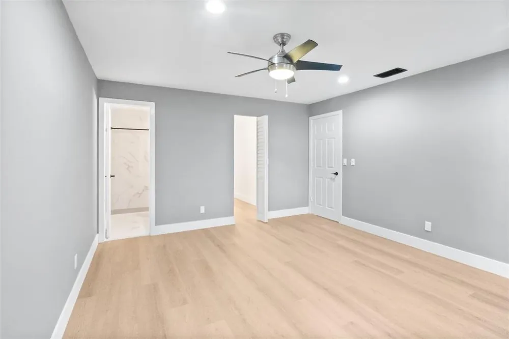 2146 Nova Village Drive Davie, FL 33317