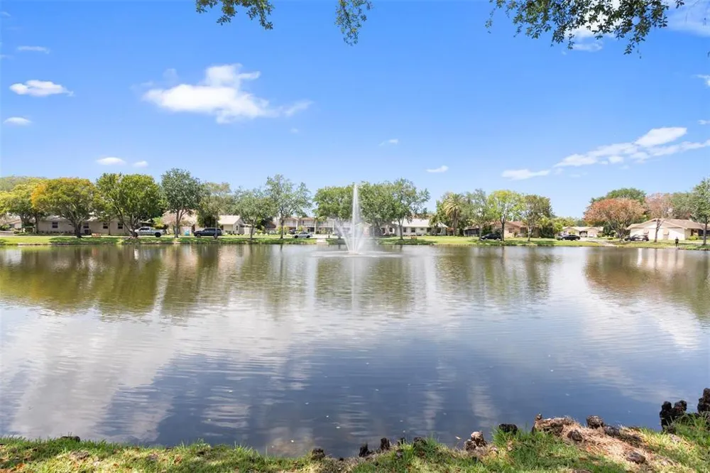 2146 Nova Village Drive Davie, FL 33317