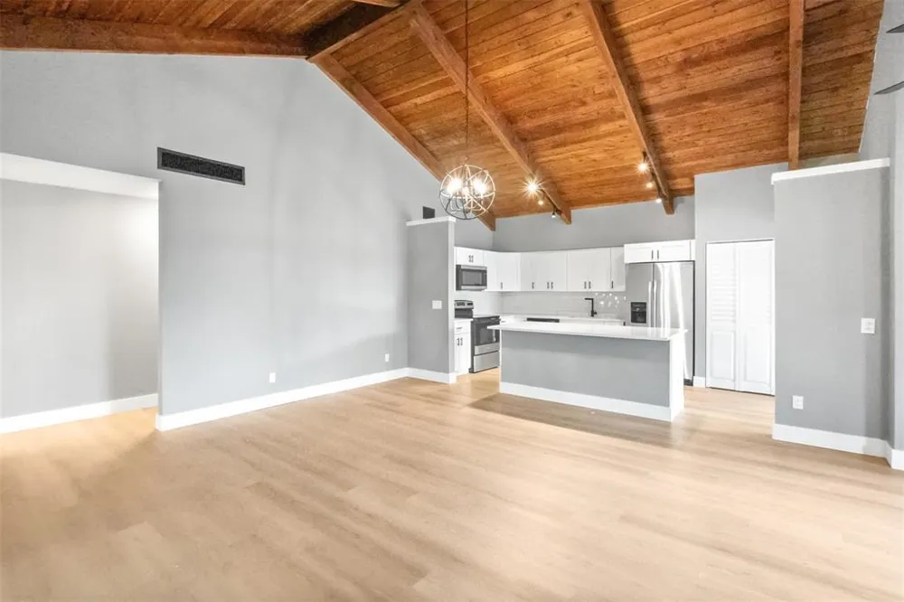 2146 Nova Village Drive Davie, FL 33317