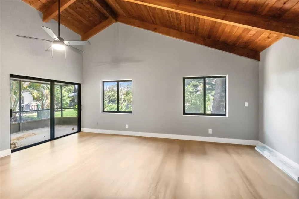 2146 Nova Village Drive Davie, FL 33317