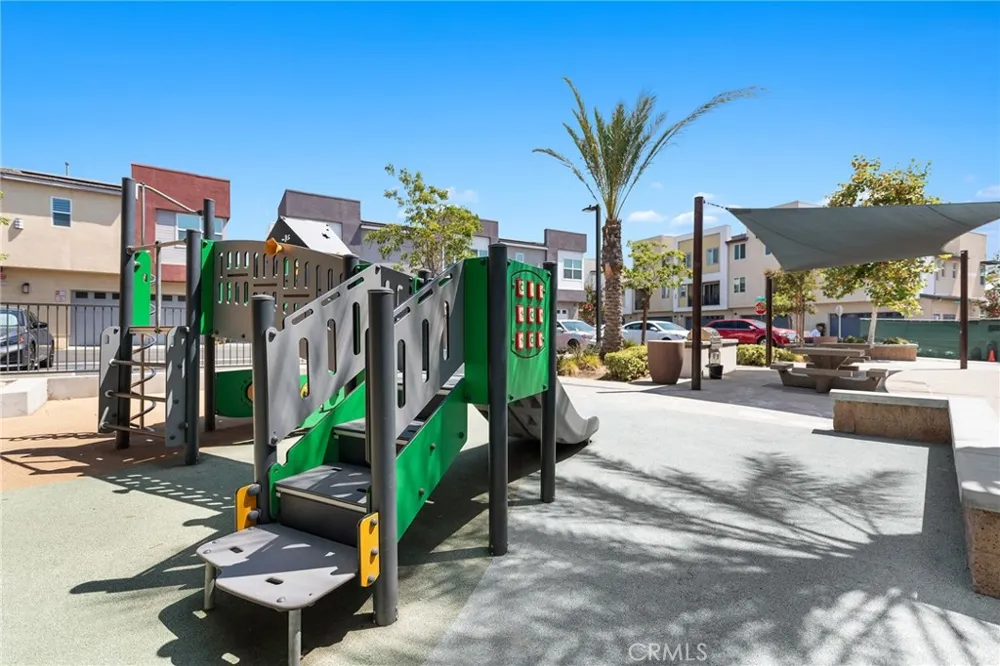7784 Haywood Rancho Cucamonga, CA 91730