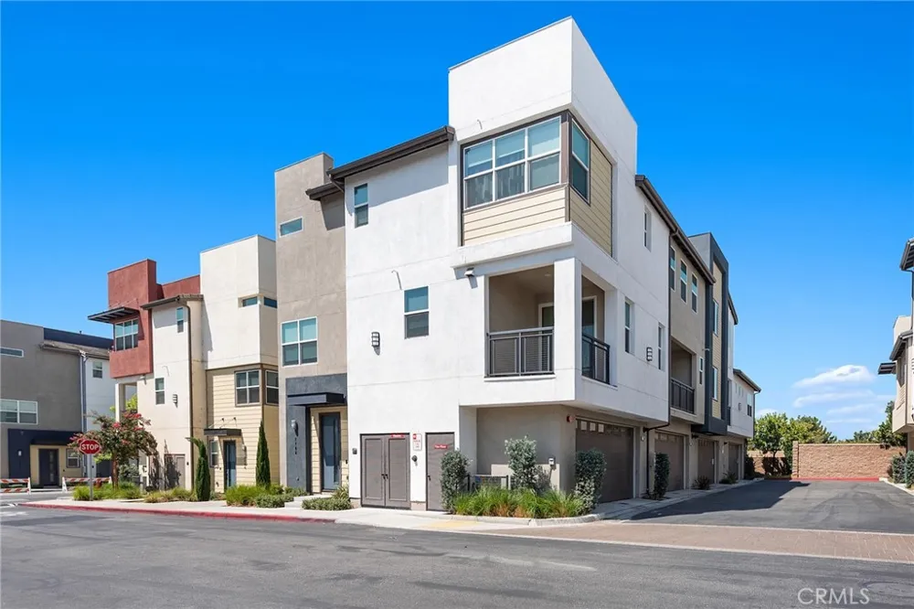 7784 Haywood Rancho Cucamonga, CA 91730