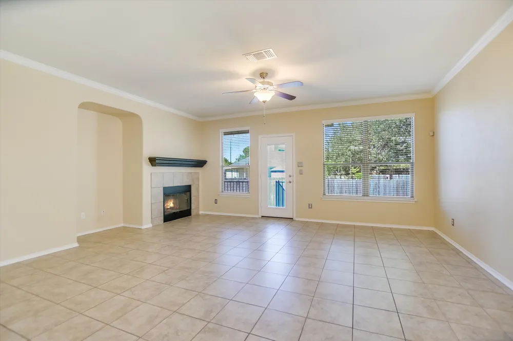 860 Water Hyacinth Loop Leander, TX 78641