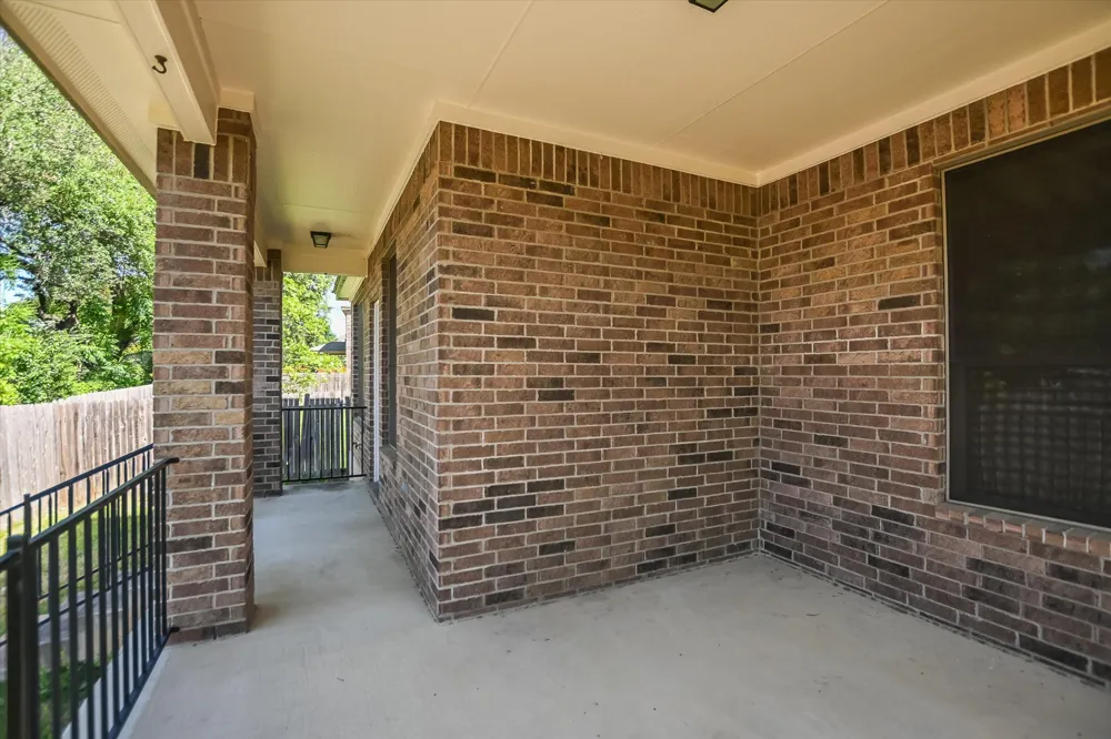 860 Water Hyacinth Loop Leander, TX 78641