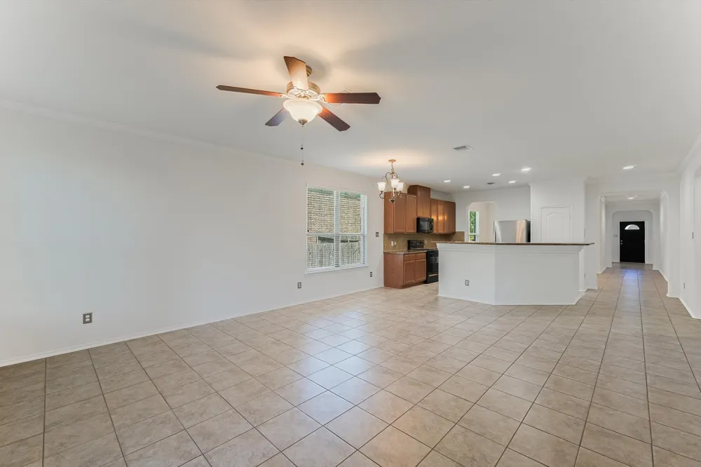 860 Water Hyacinth Loop Leander, TX 78641