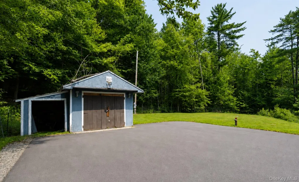 279 Snow Road Call Listing Agent, NY 12835