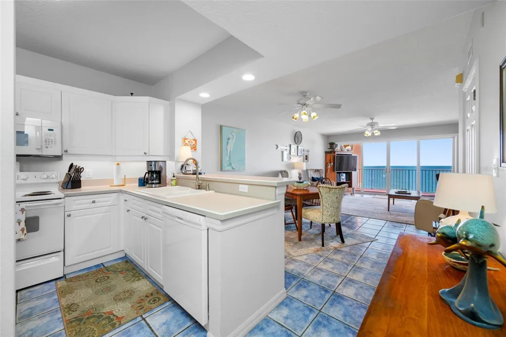 16550 GULF BOULEVARD #645 North Redington Beach, FL 33708