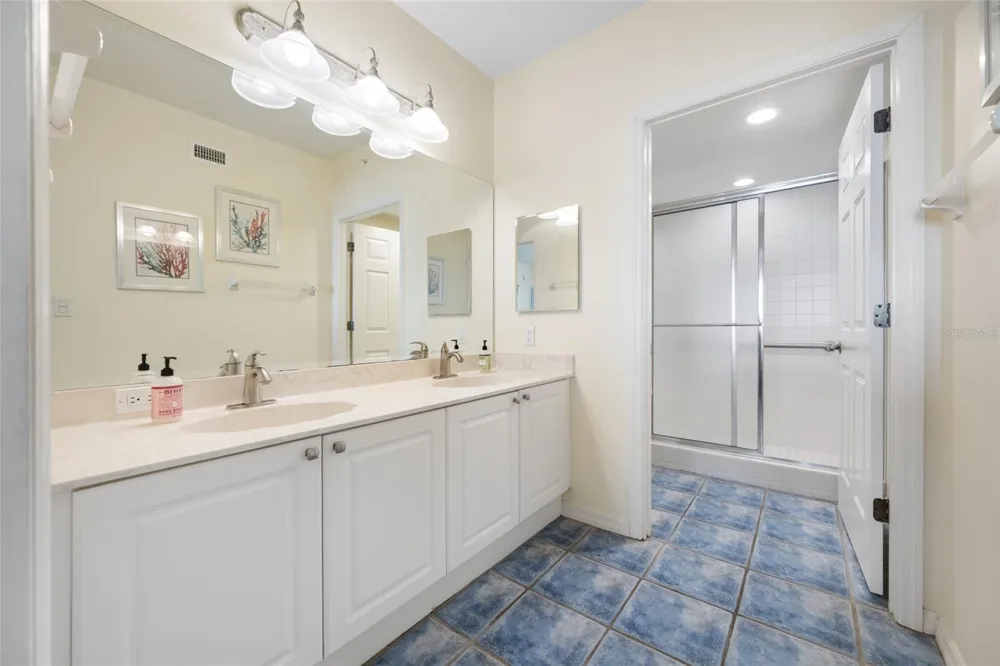 16550 GULF BOULEVARD #645 North Redington Beach, FL 33708
