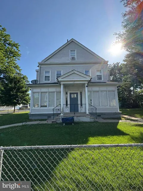 402 CINNAMINSON AVENUE #2
