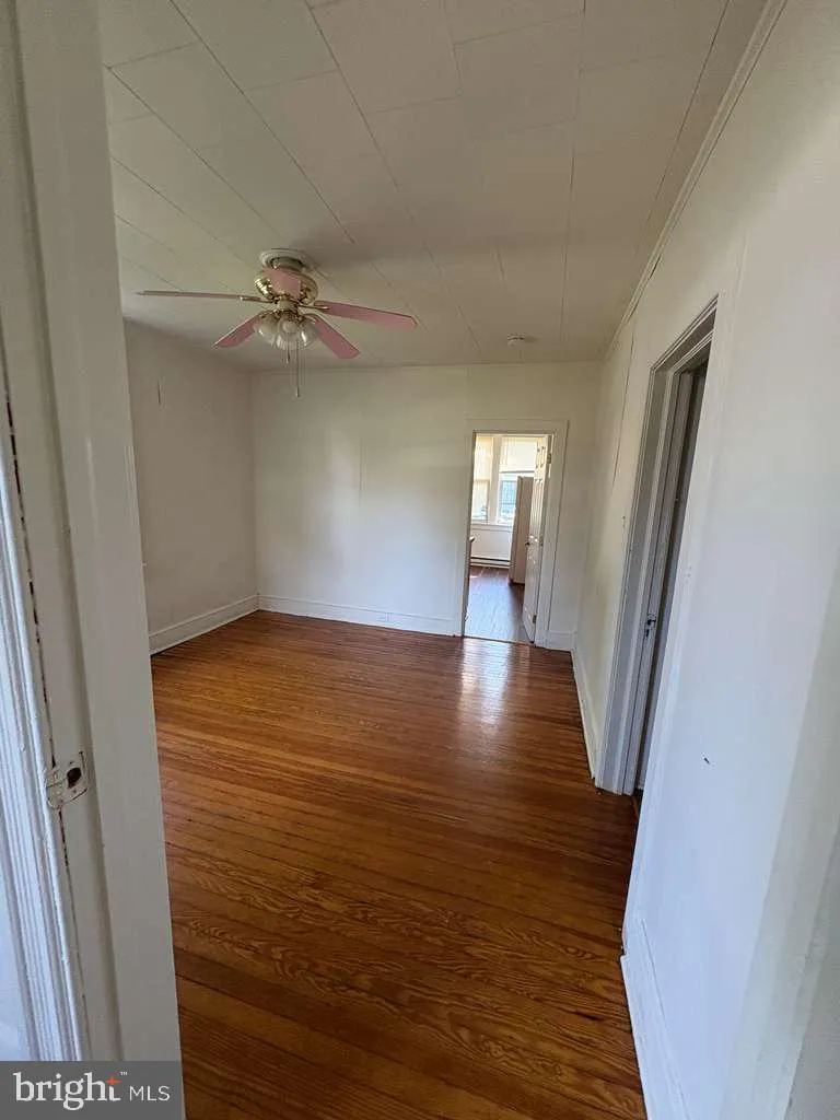 402 CINNAMINSON AVENUE #2 Palmyra, NJ 08065