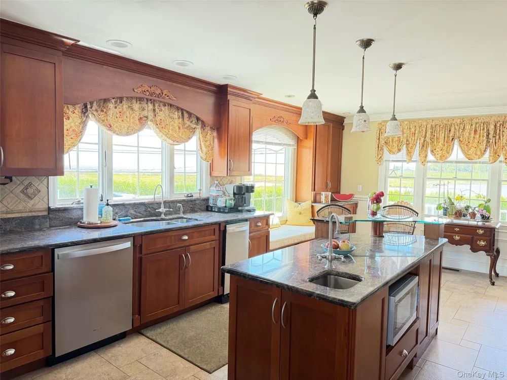 30 Namkee Lane Blue Point, NY 11715