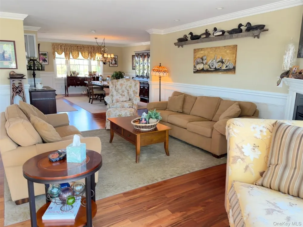 30 Namkee Lane Blue Point, NY 11715