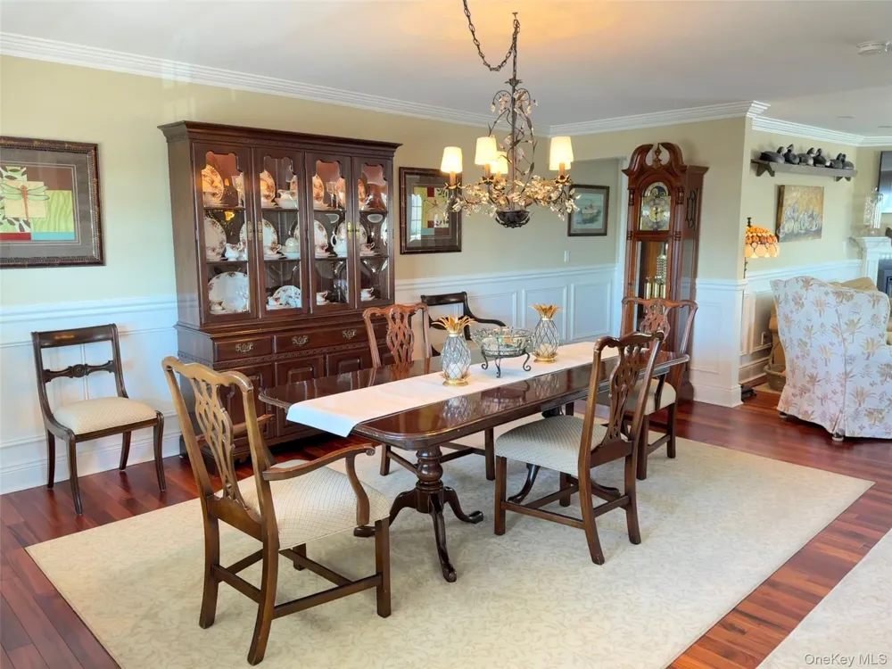 30 Namkee Lane Blue Point, NY 11715