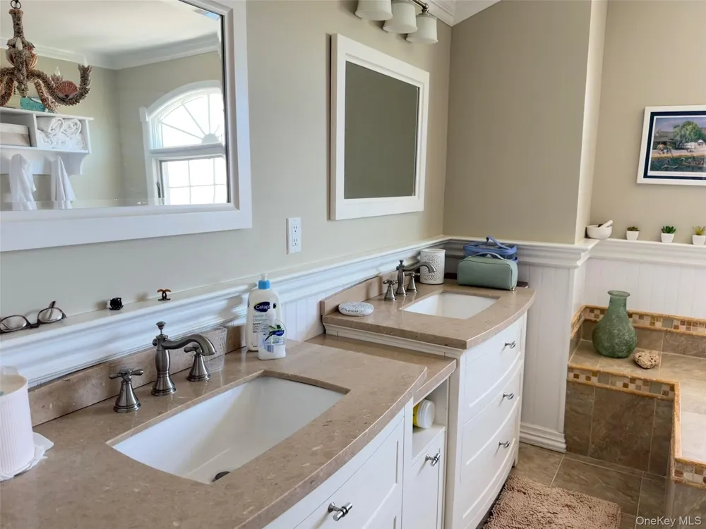 30 Namkee Lane Blue Point, NY 11715