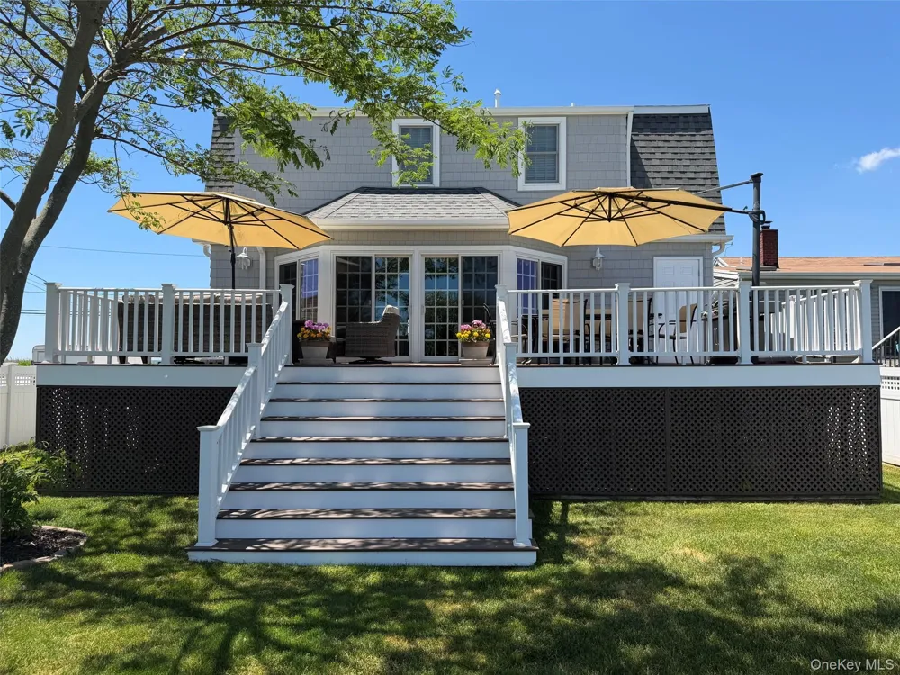 30 Namkee Lane Blue Point, NY 11715