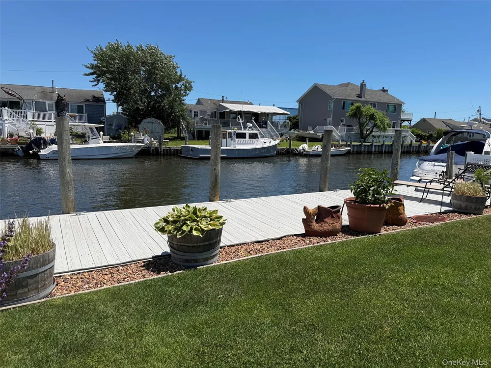 30 Namkee Lane Blue Point, NY 11715