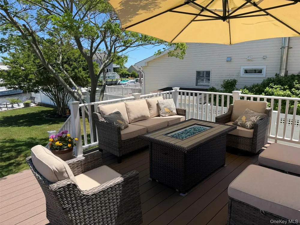 30 Namkee Lane Blue Point, NY 11715