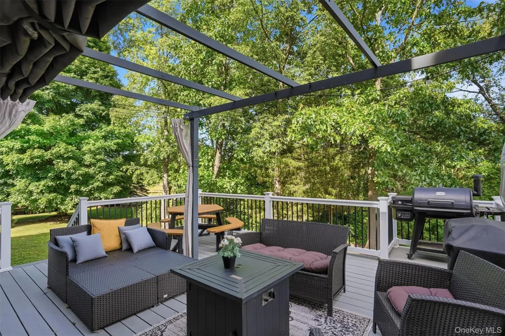 19 Regent Road Warwick, NY 10990