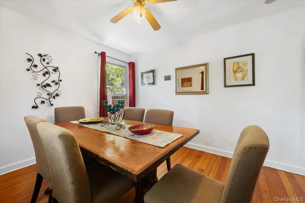 184 Lake Drive Lake Peekskill, NY 10537