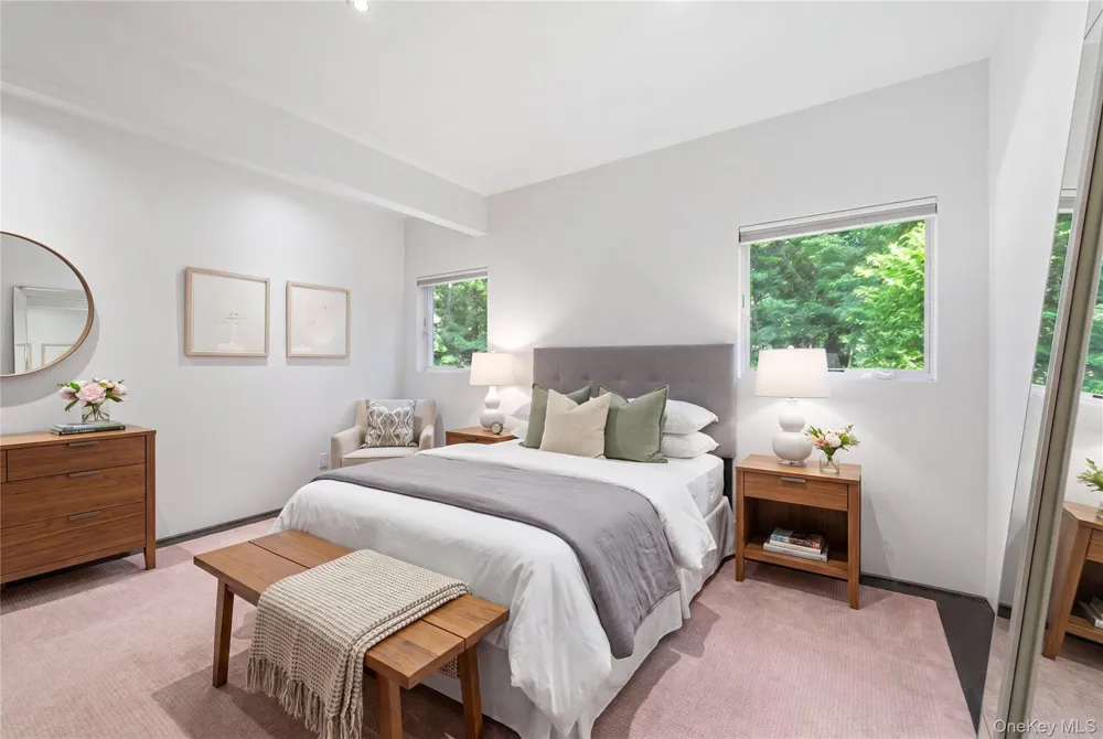 78 Old Church Lane Pound Ridge, NY 10576