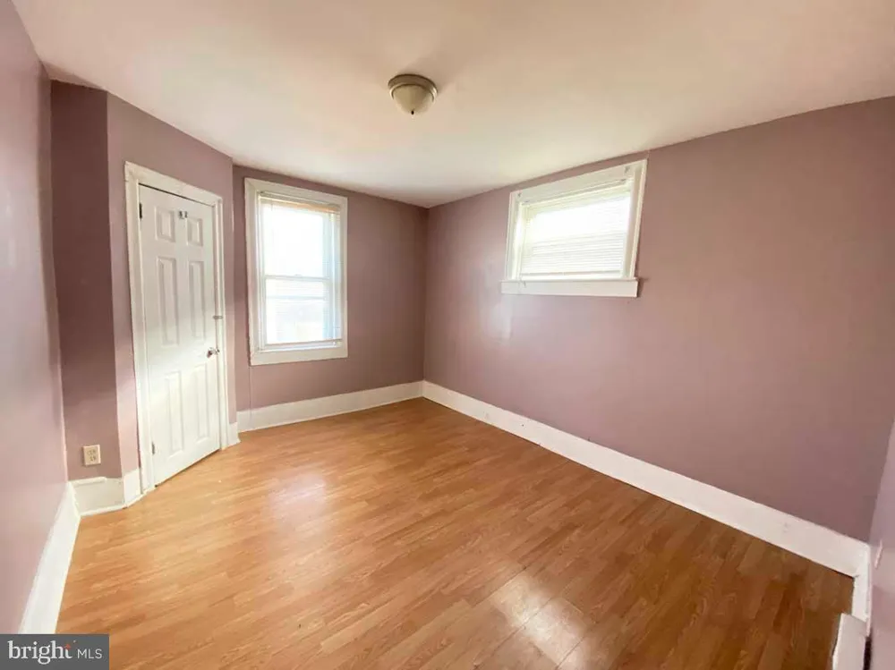 1833 W ROCKLAND STREET #2ND FL Philadelphia, PA 19141