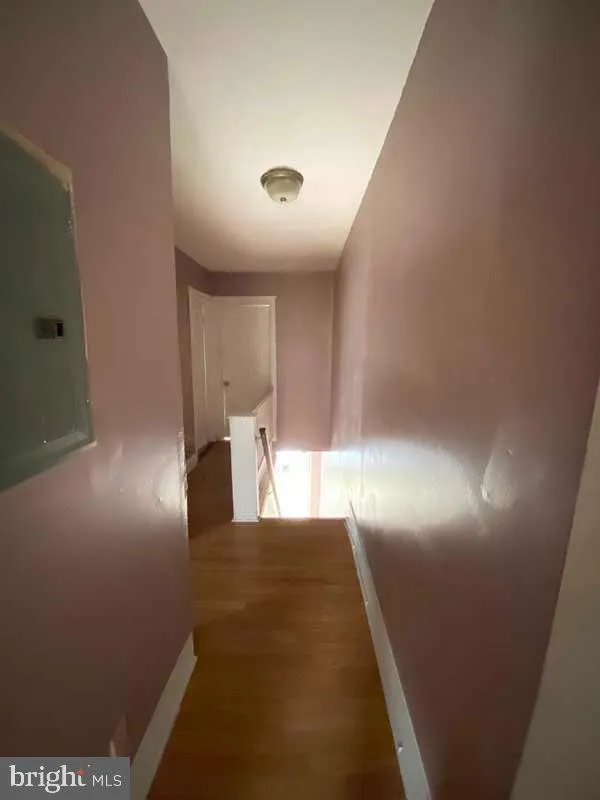 1833 W ROCKLAND STREET #2ND FL Philadelphia, PA 19141