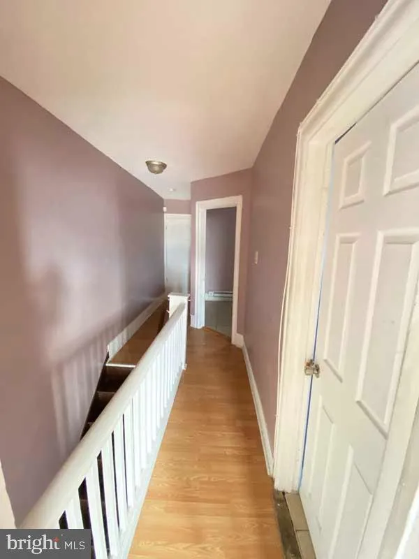 1833 W ROCKLAND STREET #2ND FL Philadelphia, PA 19141